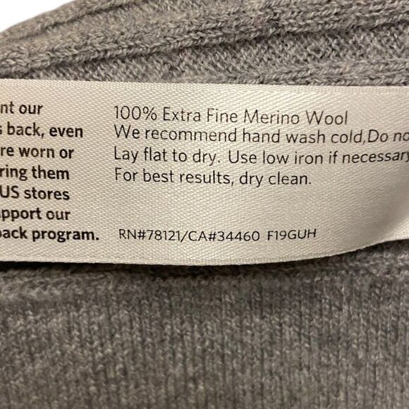 Eileen Fisher Merino Wool Tunic Sweater, Size XS, Gray,‎ Long Sleeve Lightweight - Picture 3 of 8